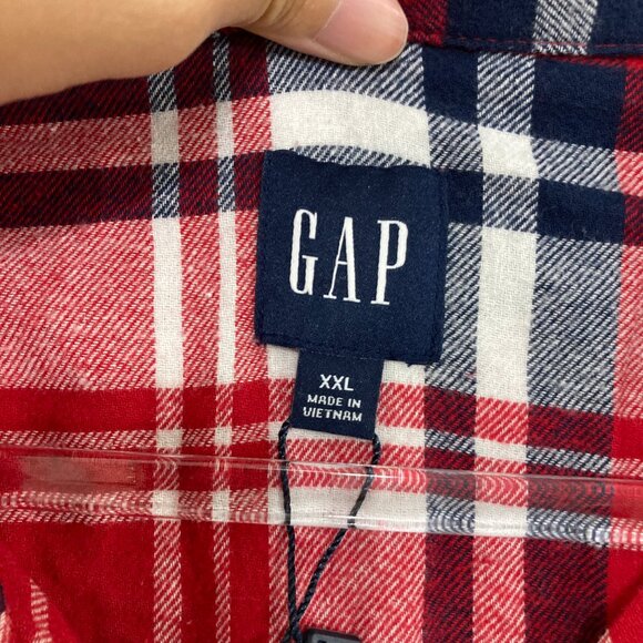 New GAP Women's size XXL Cotton Flannel Red Plaid Long Sleeve Button Down Casual - Picture 2 of 10
